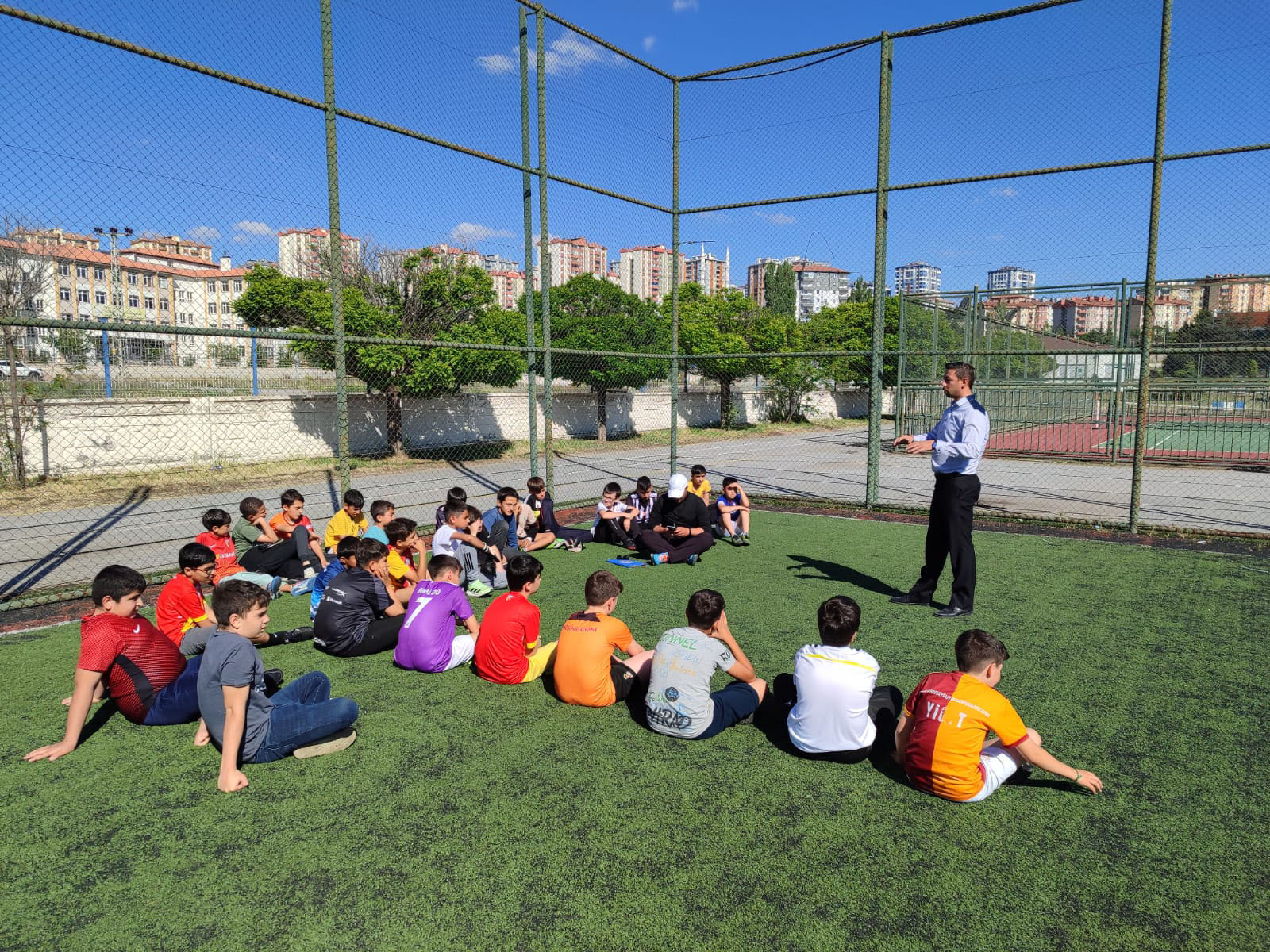 SPOR ÖNCESINDE DEGERLER EGITIMI VERILIYOR!