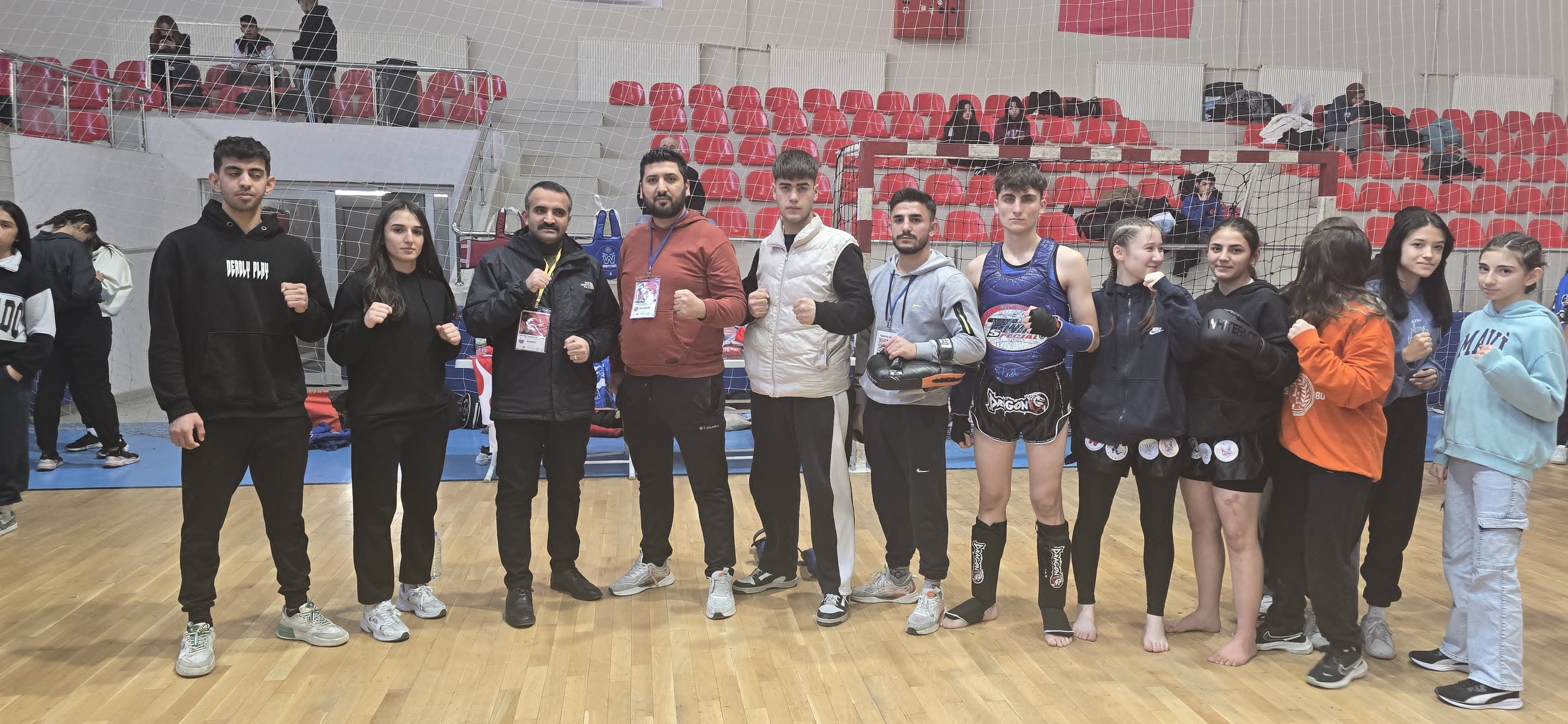 Sehit Nuri Yazanel Muaythai Il Seçmesi müsabakalarinda Erva Spor Okullarindan 40 Madalya